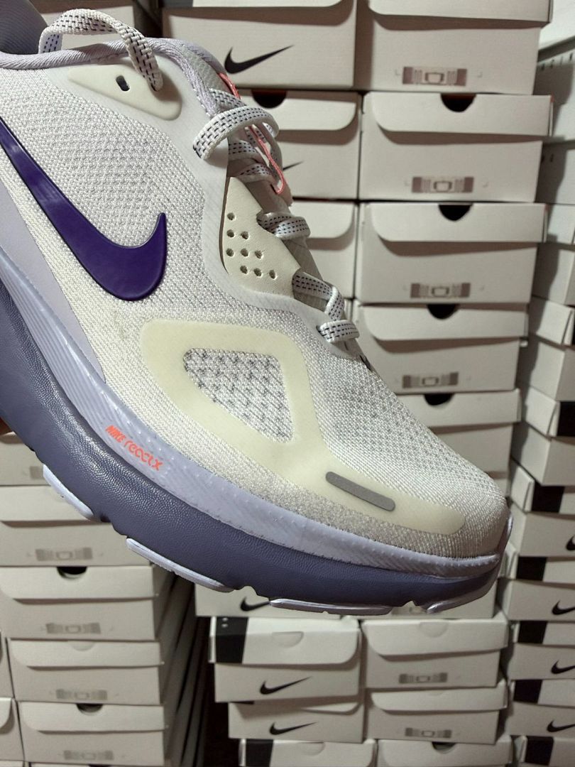 Nike Zoom Vomero 17 Running Shoes Summit White Violet Dust Purple Pulse FD9532-100