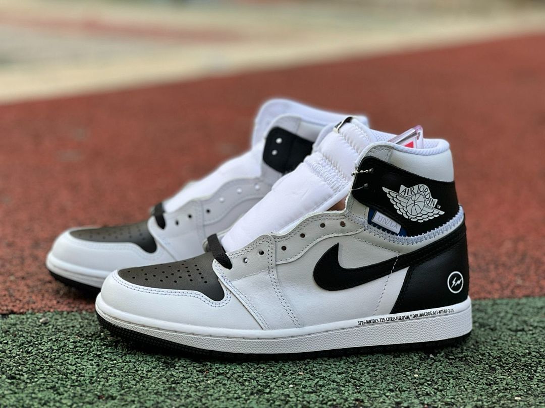 Nike Air Jordan 1 High OG Union x Fragment Design 'Black Toe' Sample Sneaker White Black Grey SP20-MNJDLS-735-CHRIS-HIROSHI Limited Edition Collaboration