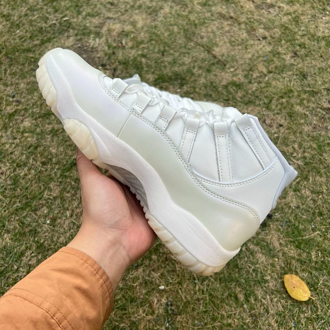Air Jordan 11 Retro White Iridescent Metallic Silver Vast Grey GS Sneakers 378038-100