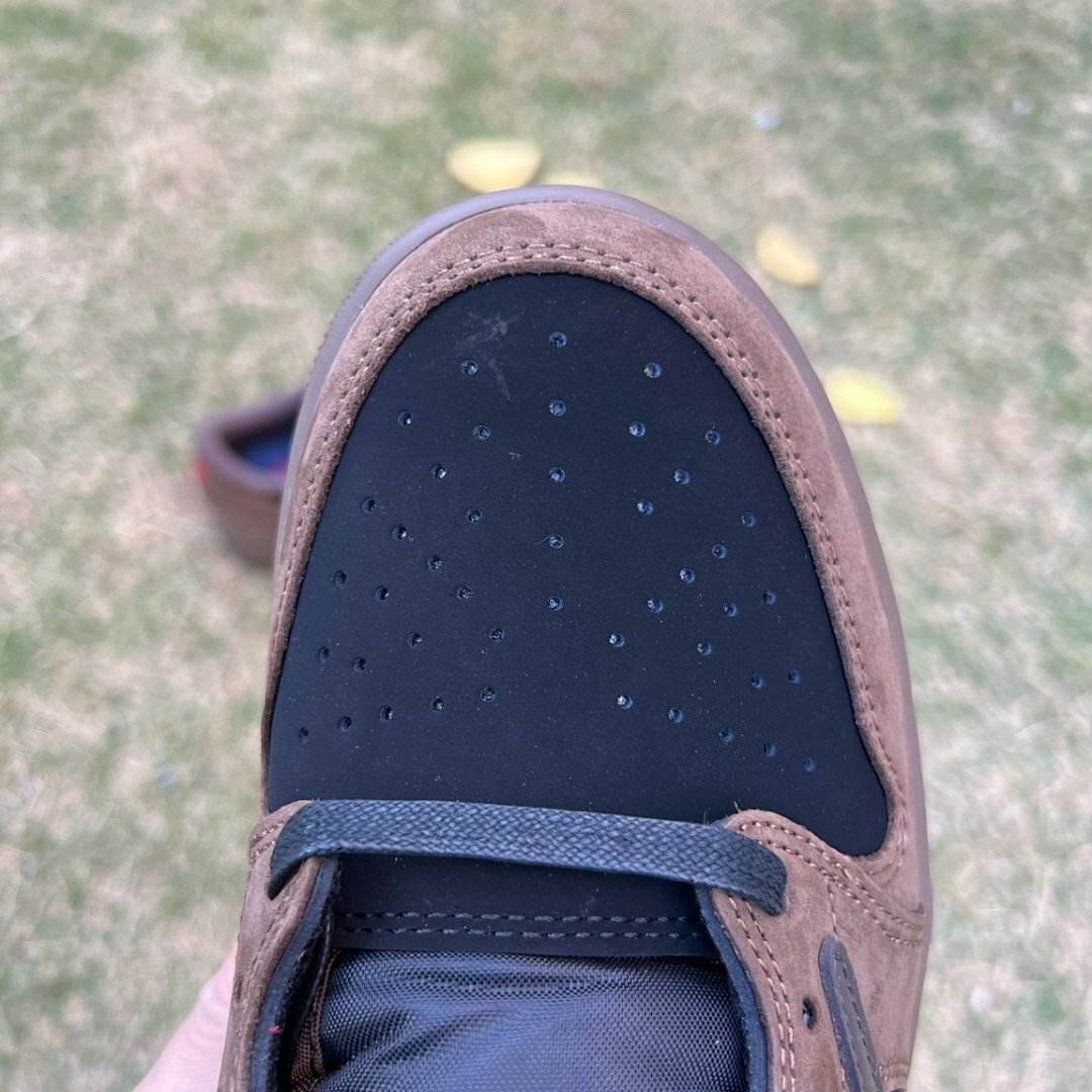 Travis Scott Air Jordan 1 Low Black Dark Mocha Reverse Swoosh