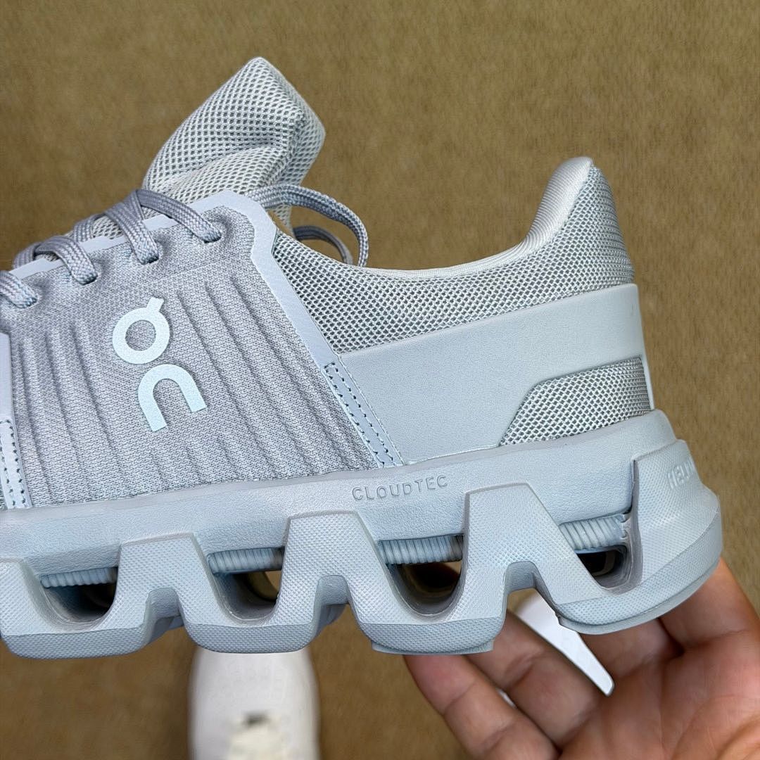On Running Cloudgo Men's Women's Running Shoes Glacier White 57.98980 CloudTec Sneakers Trainers