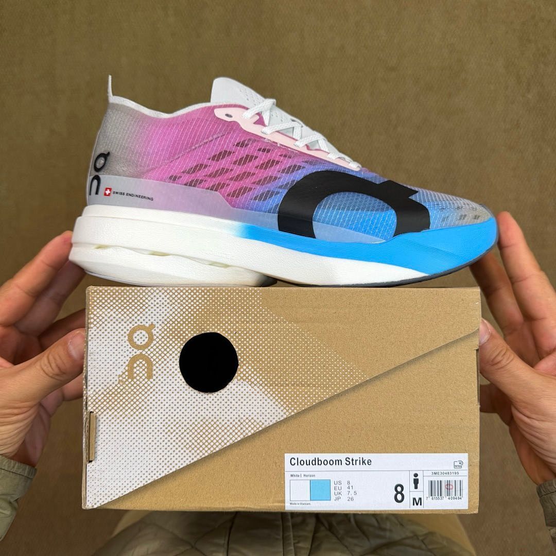On Cloudboom Echo 3 Men's Women's Carbon Plate Running Shoes Pink Blue Gradient Lightweight Performance Race Day Sneaker