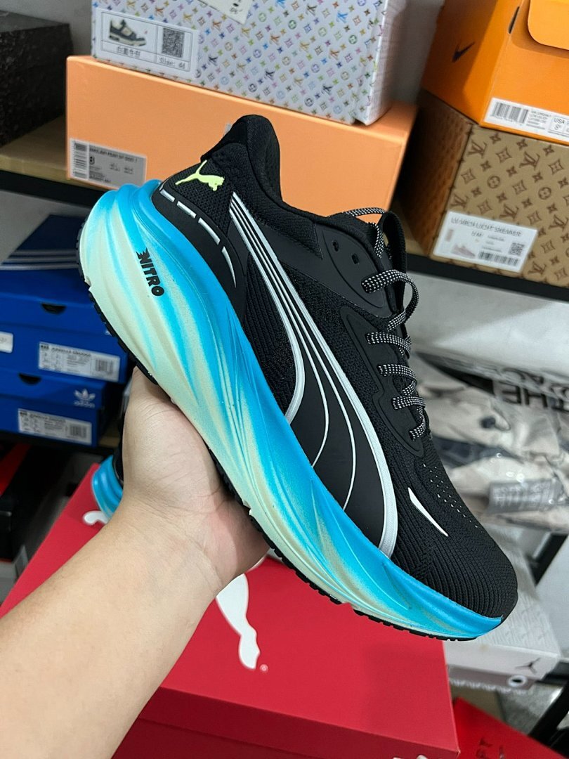 PUMA Deviate Nitro 2 Men's Running Shoes - Black / Ignite Blue (377759-01)