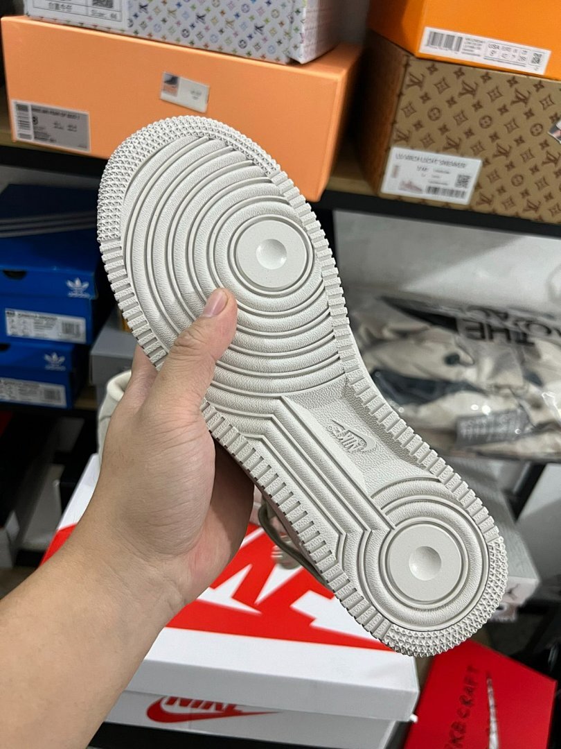 Supreme x Nike Air Force 1 Mid 'Light Bone' DR5056-002 Sneakers Shoes Cream Off-White