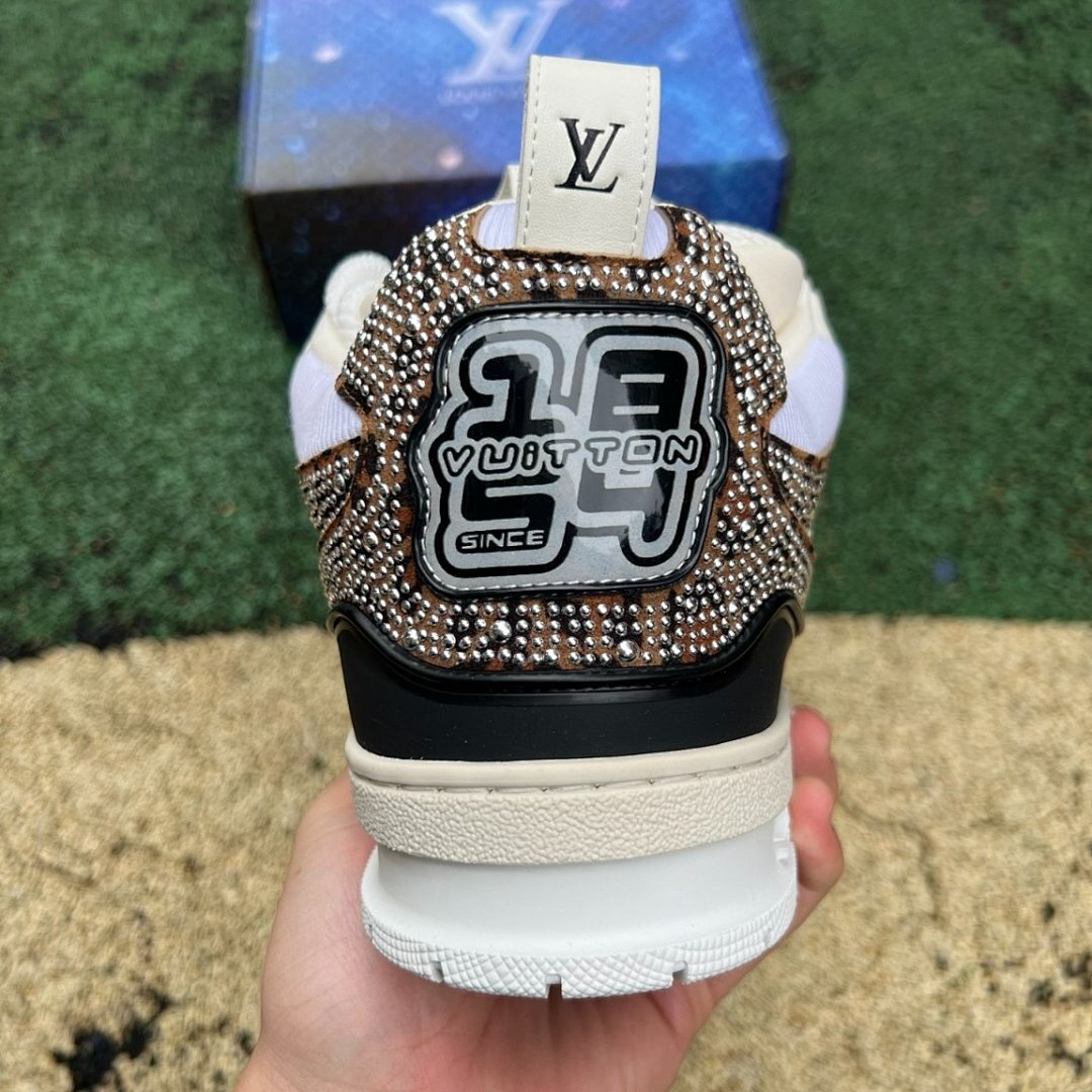 Louis Vuitton LV Trainer Sneaker White Beige Crystal Embellished Rhinestone Luxury Designer Shoes