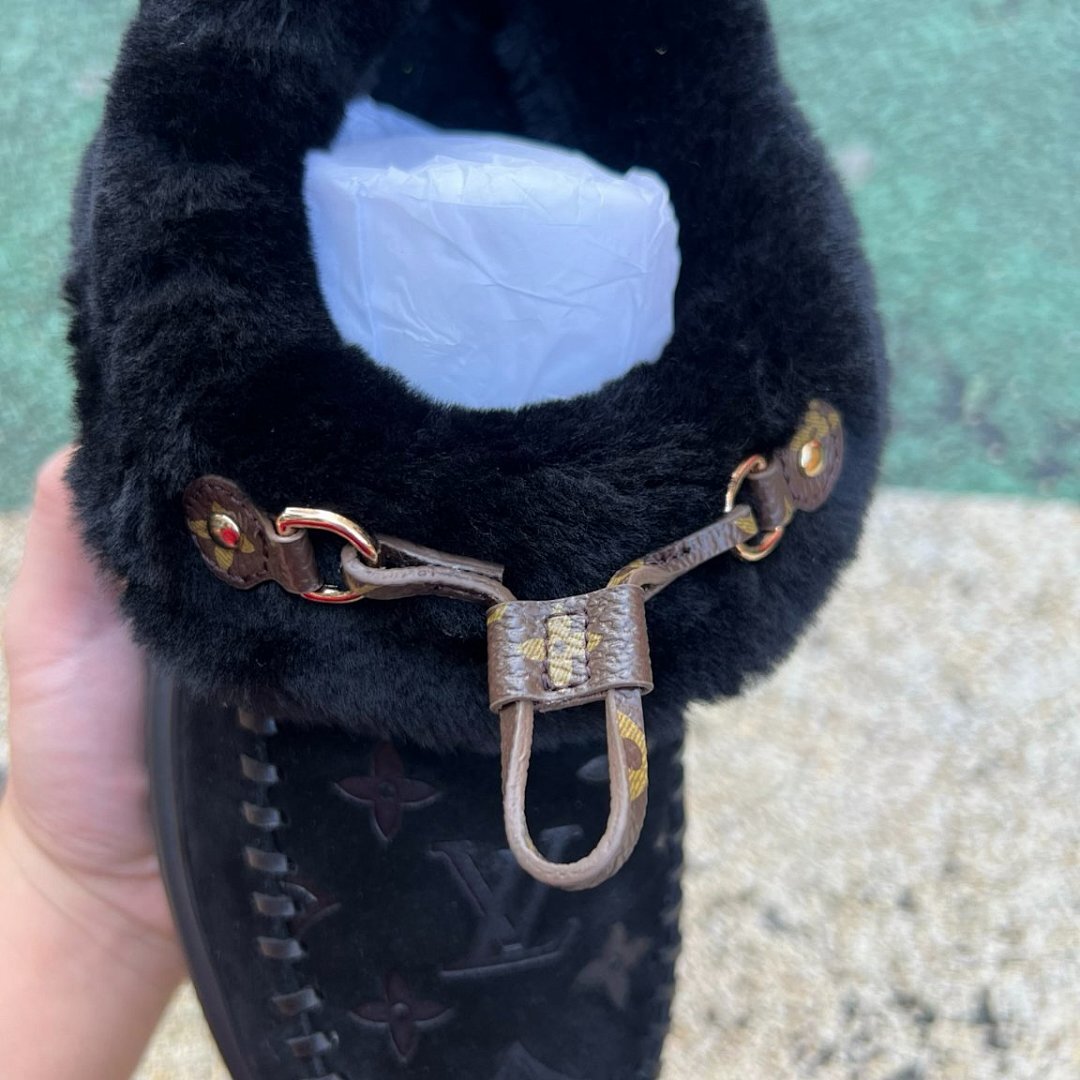 Louis Vuitton Polar Flat Ankle Boot 1A9RZ7 Black Suede Monogram Shearling Fur Lined Platform Boots