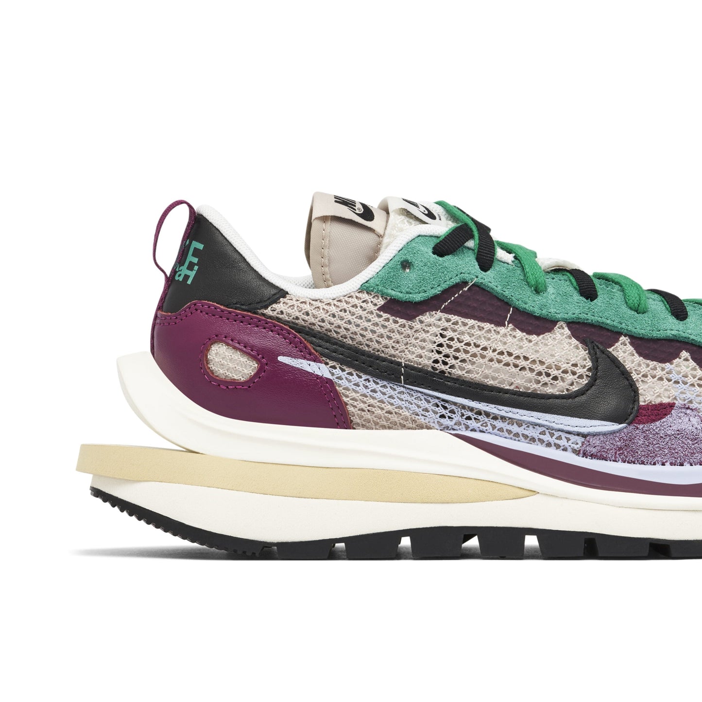 Sacai X Nike Vaporwaffle Red Green