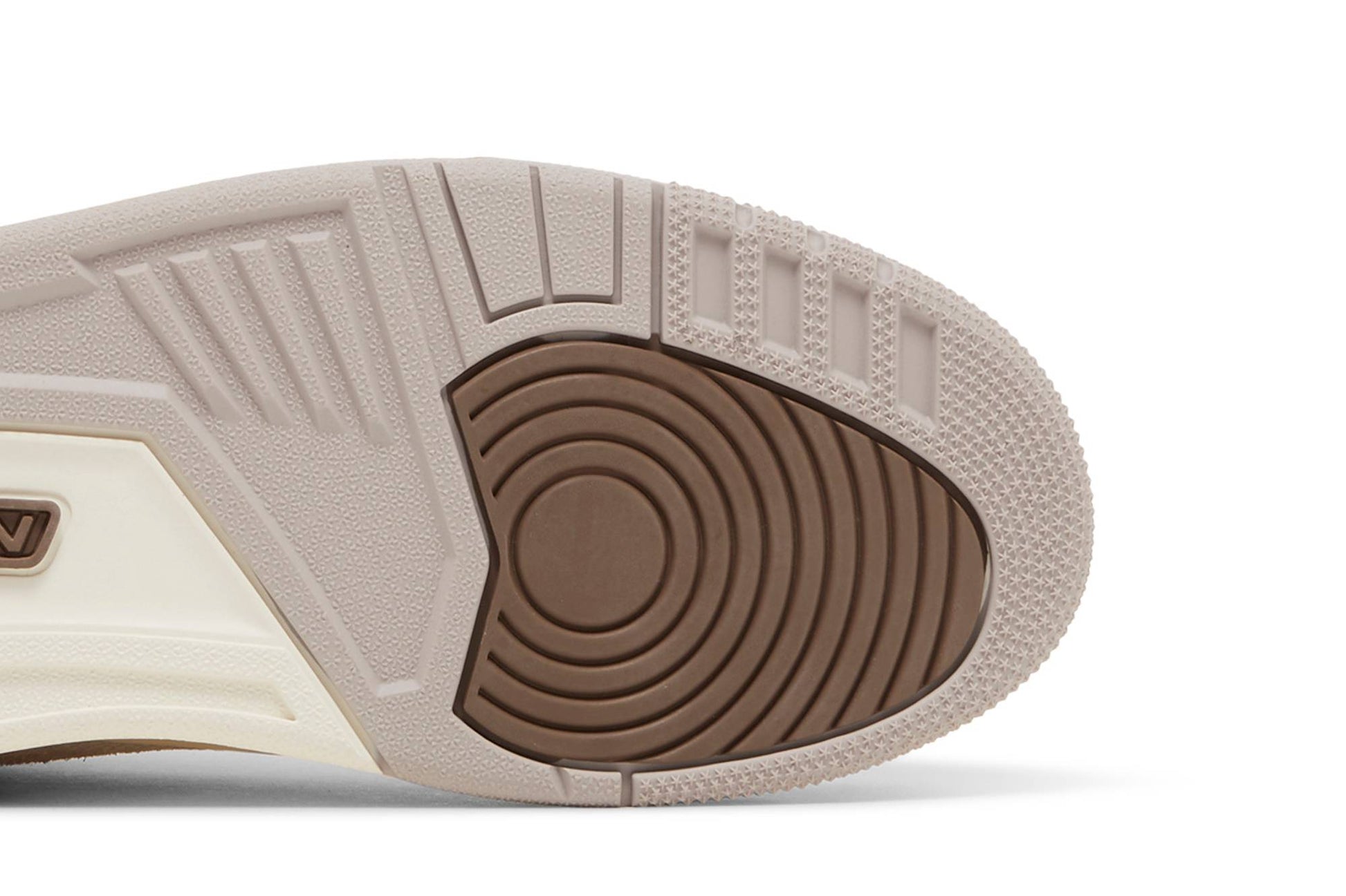 Air Jordan 3 'Light Orewood Brown' CT8532-102