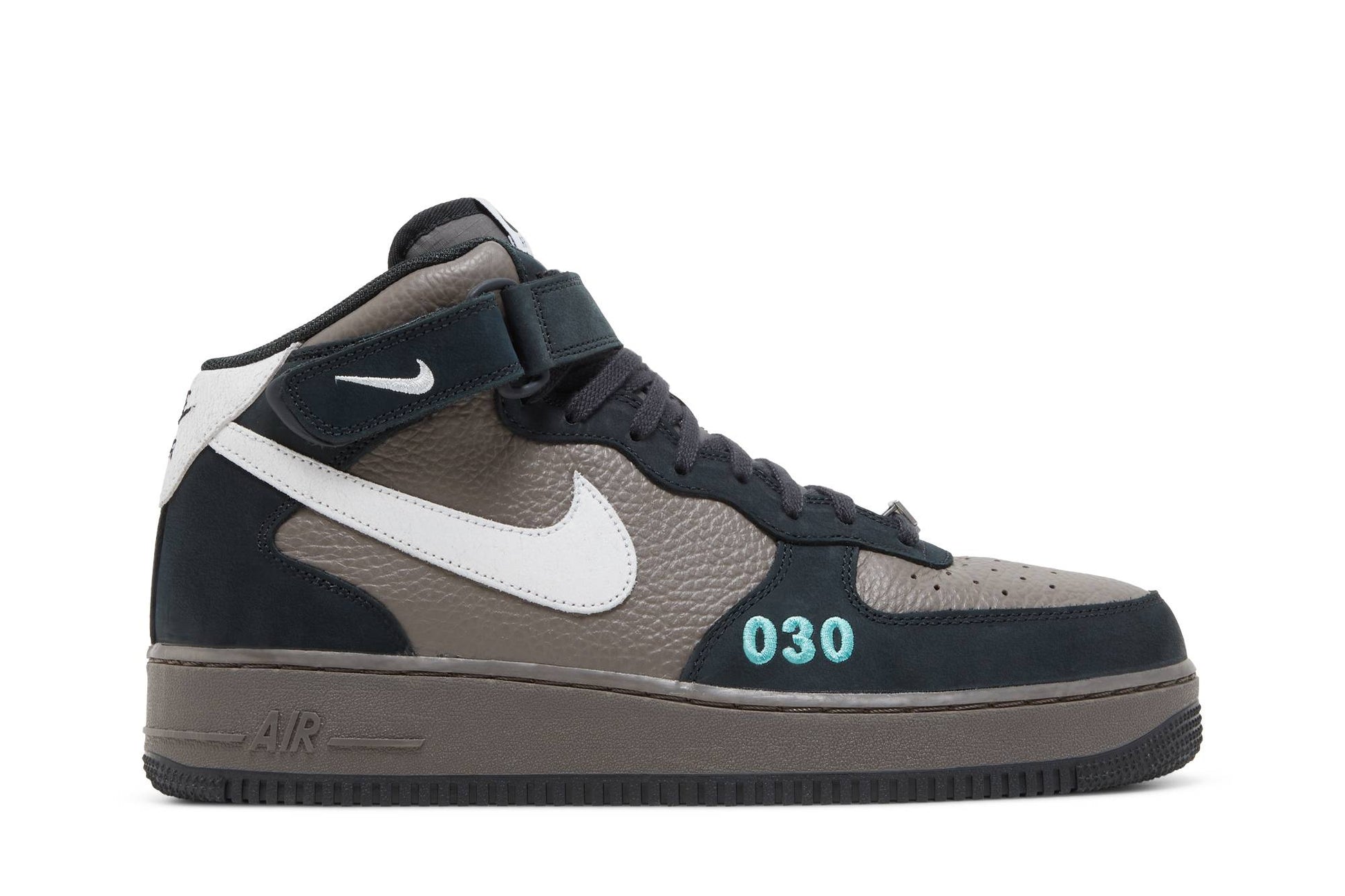 Nike Air Force 1 Mid 'Berlin' DR0296-200