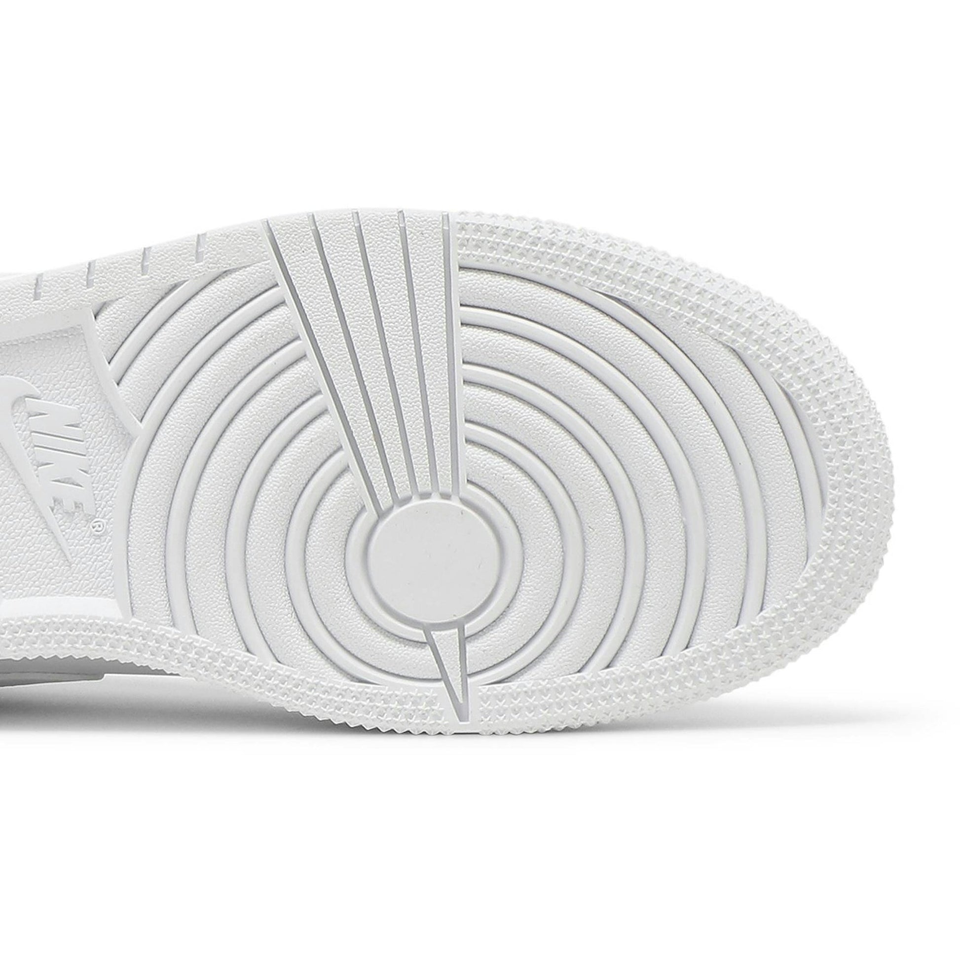 ( Grade School ) Air Jordan 1 Low Triple White 553560-130