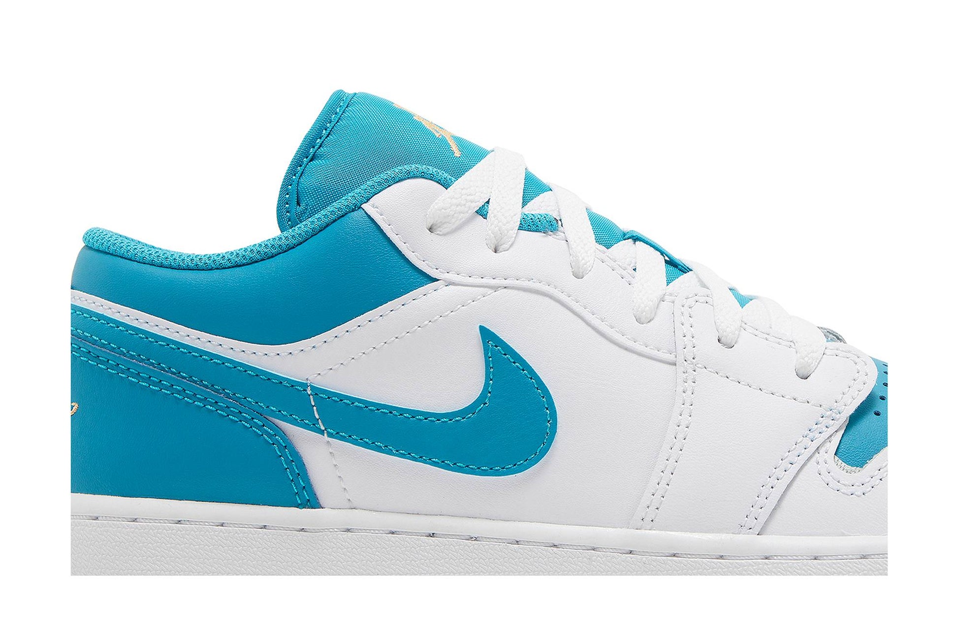 ( Grade School ) Air Jordan 1 Low 'Aquatone' 553560-174