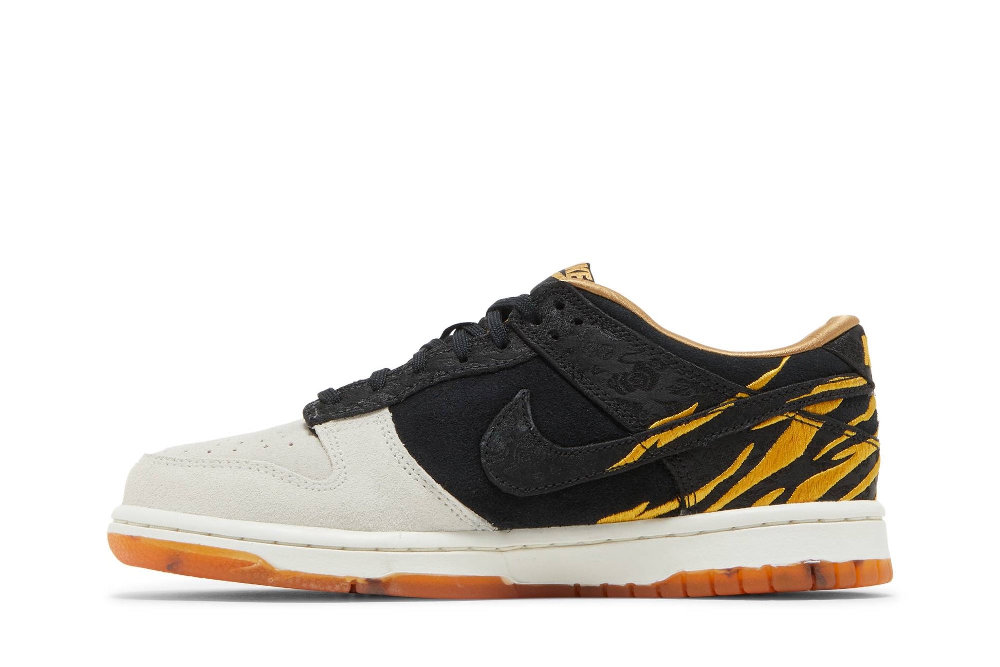 ( Grade School ) Nike Dunk Low 'Year Of The Tiger' DQ5351-001