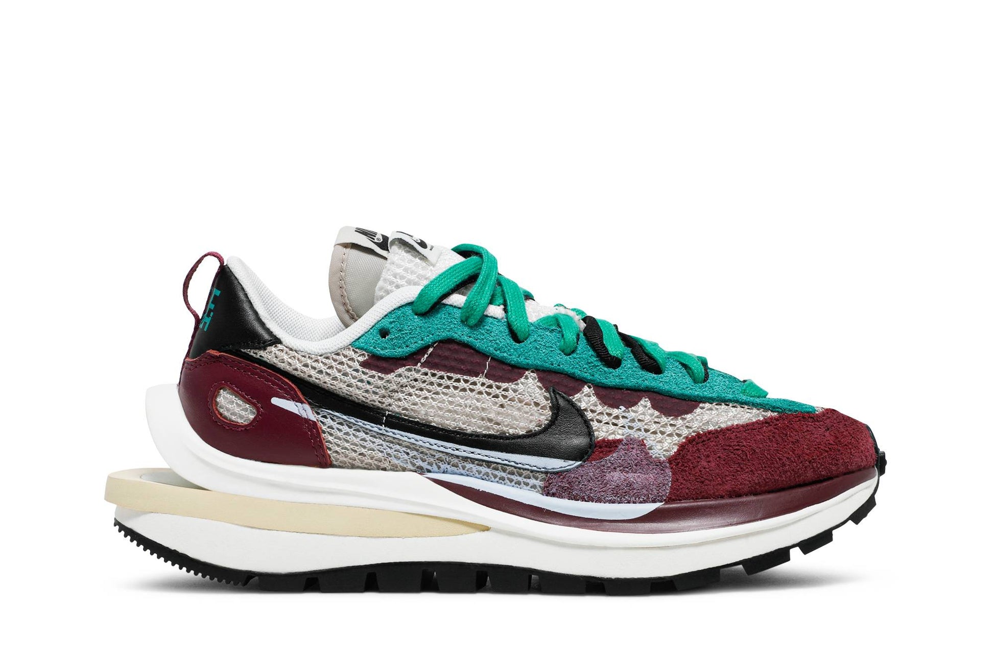 Sacai X Nike VaporWaffle SP 'Villain Red' DD3035-200