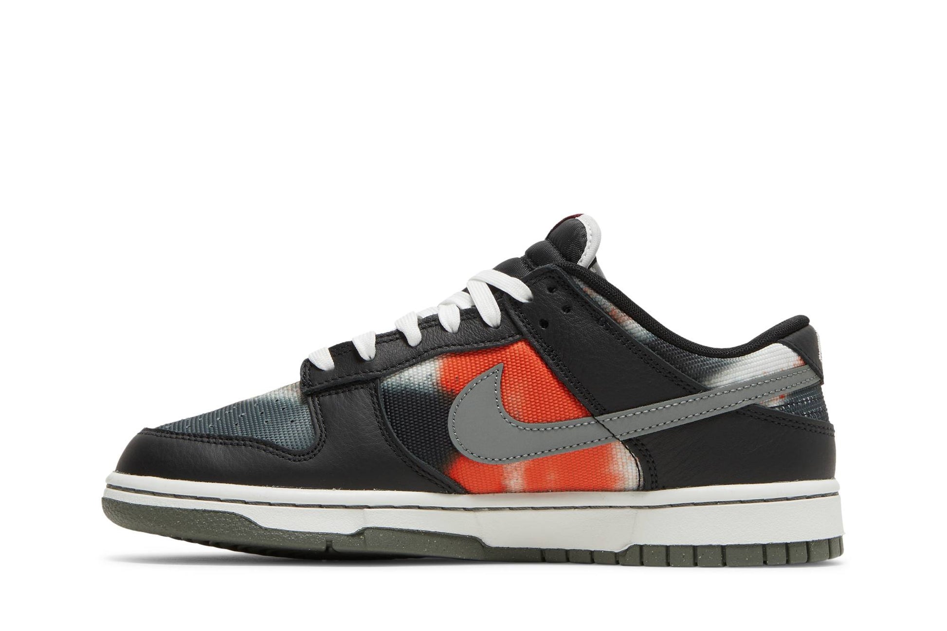 Nike Dunk Low 'Graffiti – Red' DM0108-001
