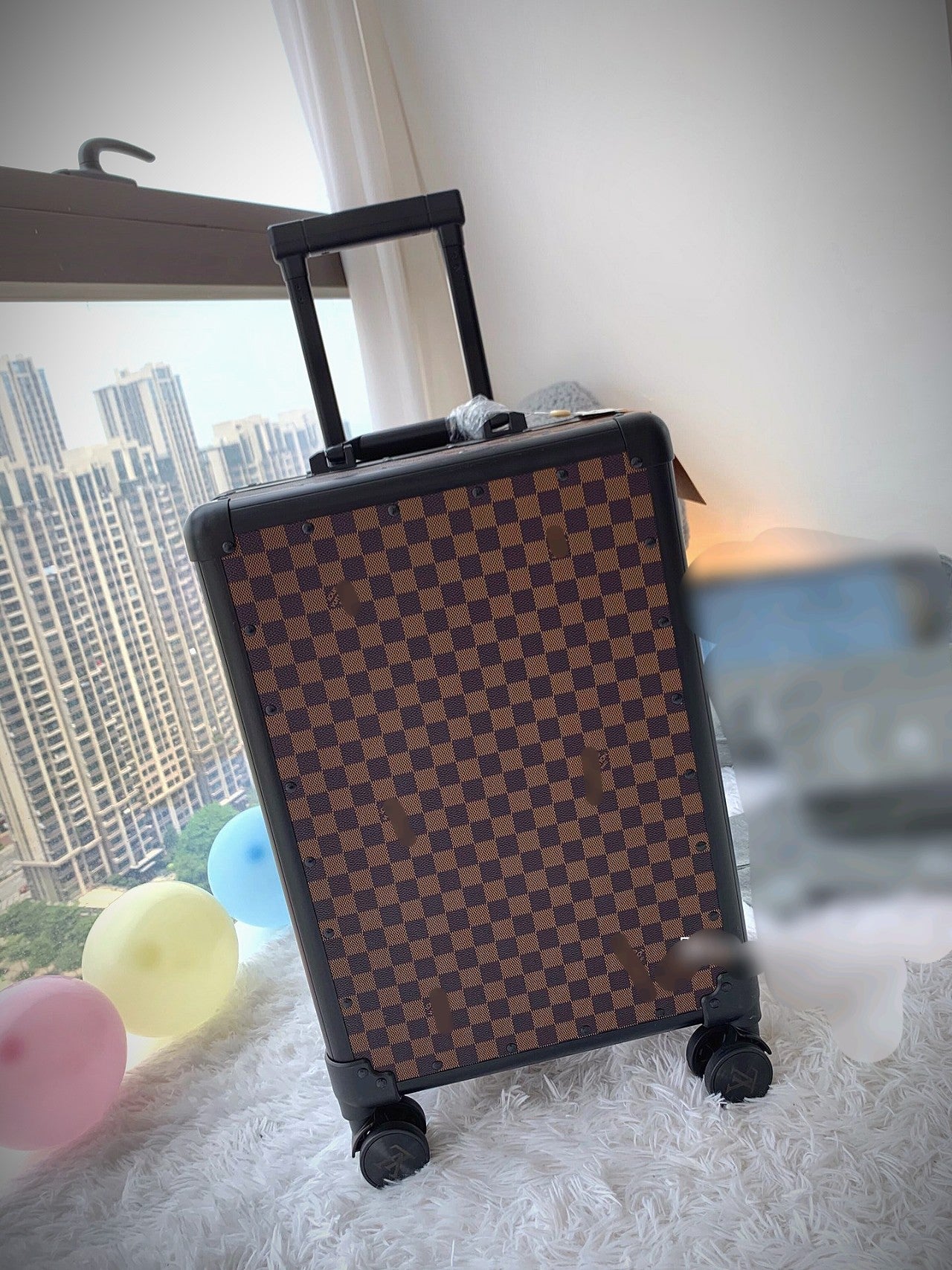 Brown Checkerboard Rolling Suitcase Vintage Travel Spinner Luggage
