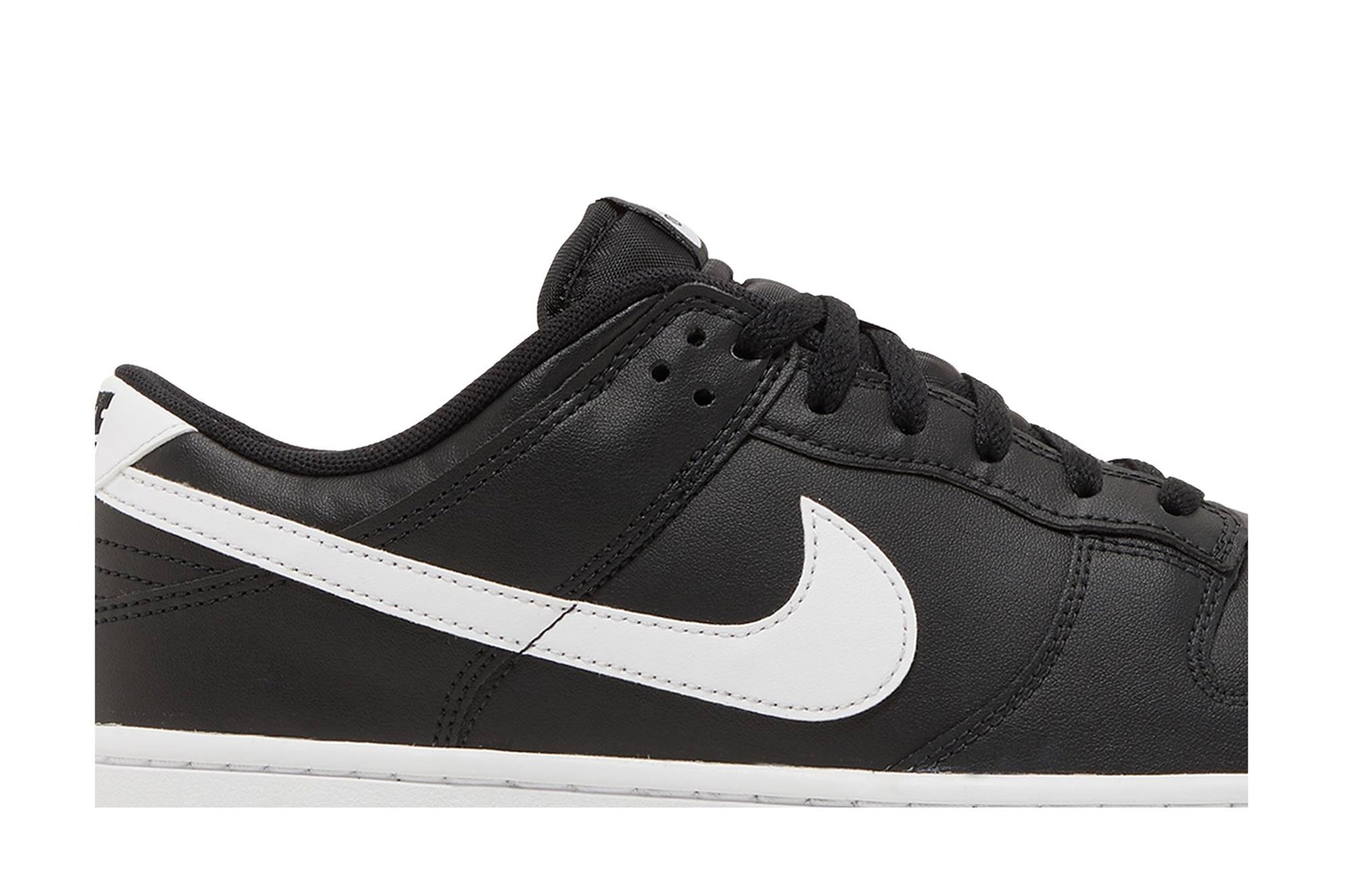 Nike Dunk Low 'Black Panda 2.0' DV0831-002