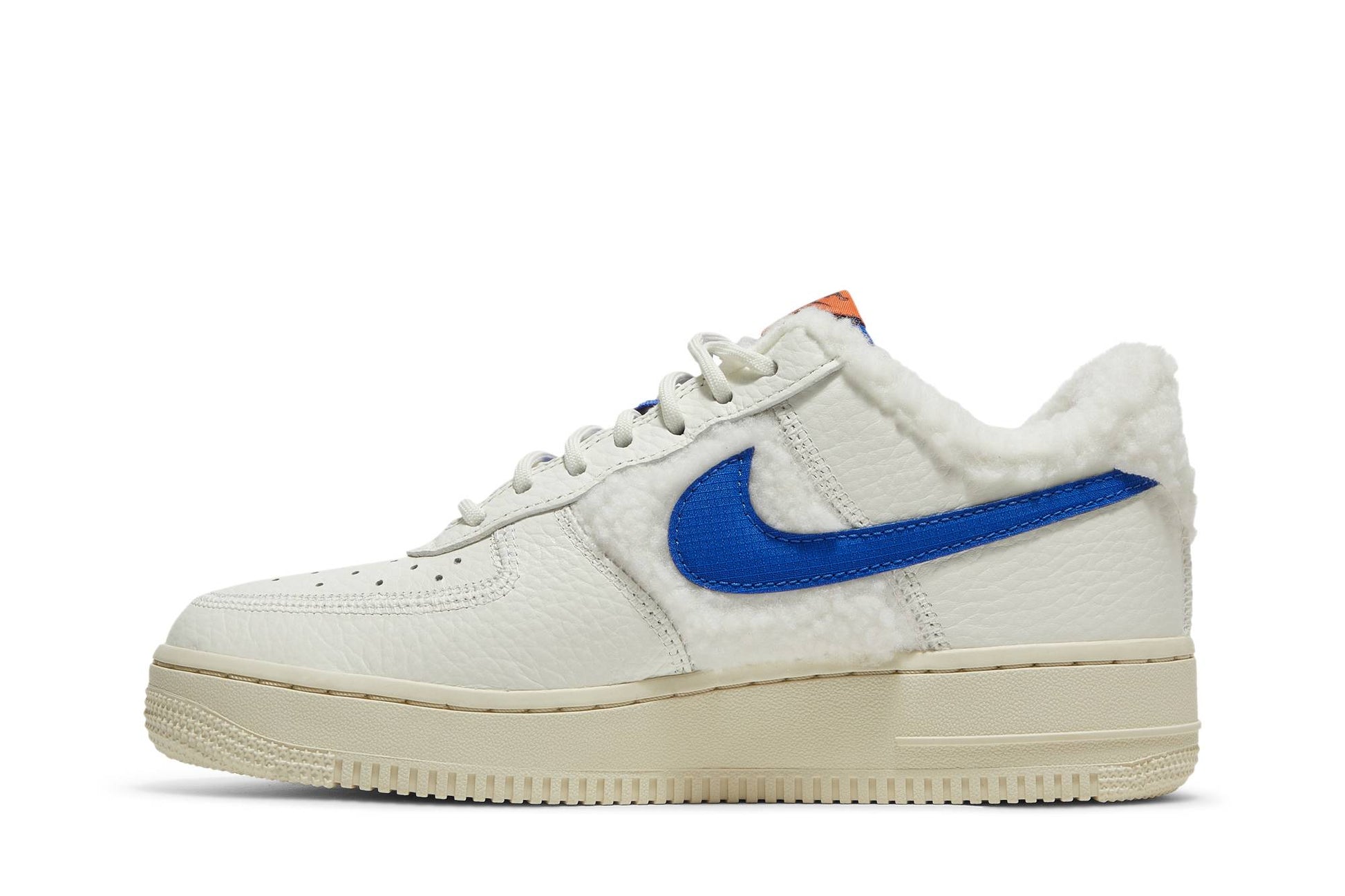 ( Women ) Nike Air Force 1 07 Sherpa Fleece DO6680-100