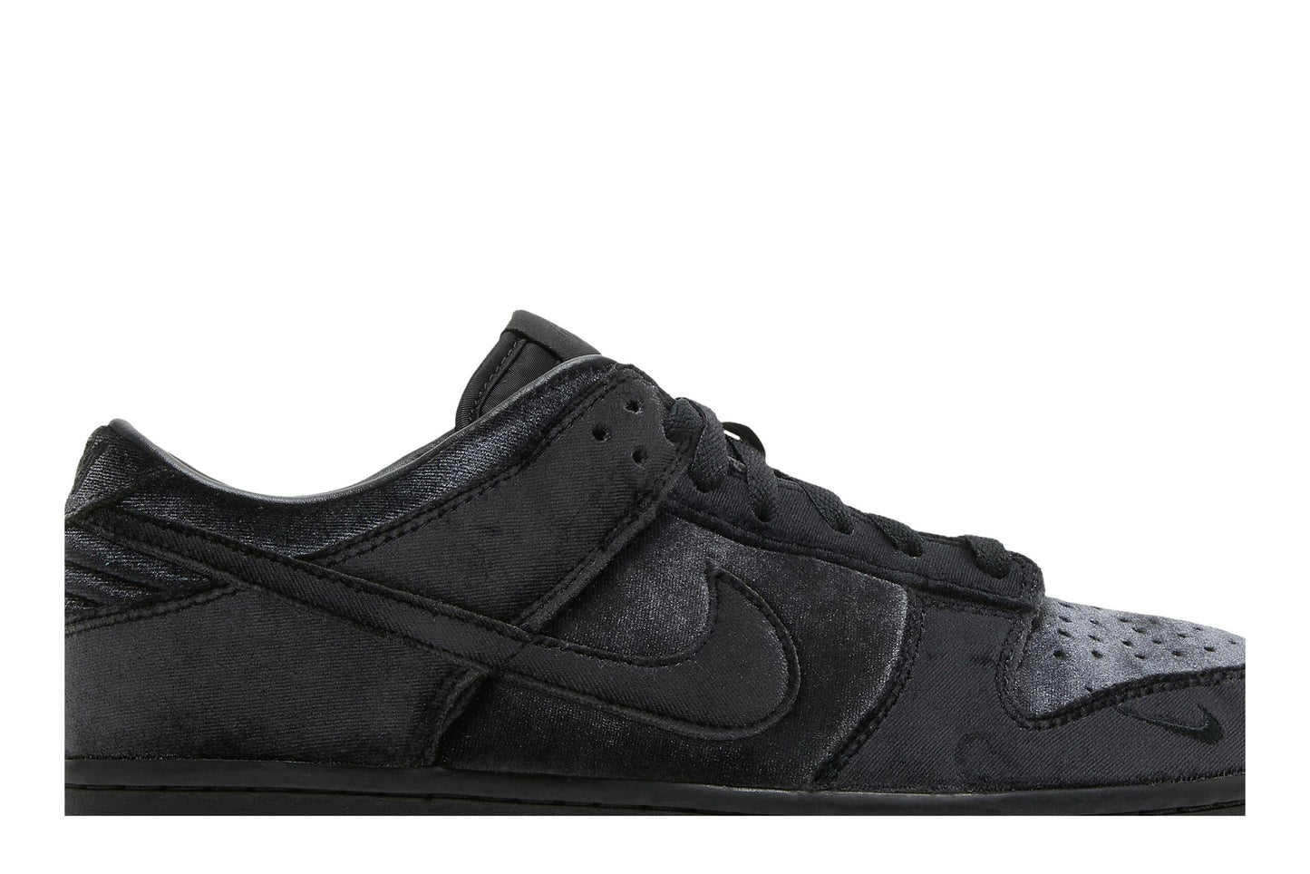 Dover Street Market X Nike Dunk Low 'Triple Black' DH2686-002