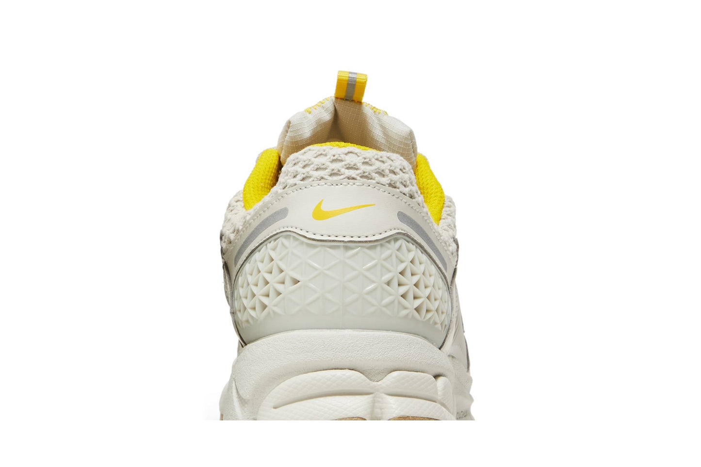 ( Women ) Nike Air Zoom Vomero 5 Light Bone FJ7694-020