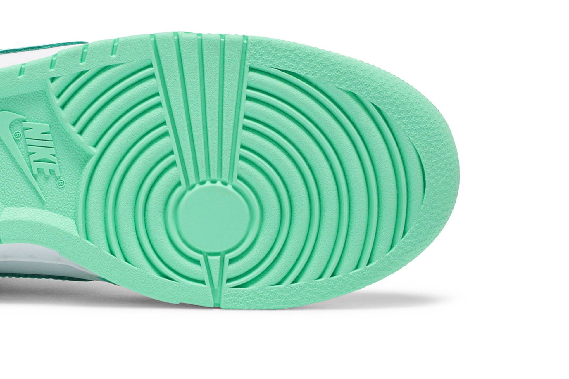 ( Women ) Nike Dunk Low 'Green Glow' [also Worn By BTS V] DD1503-105