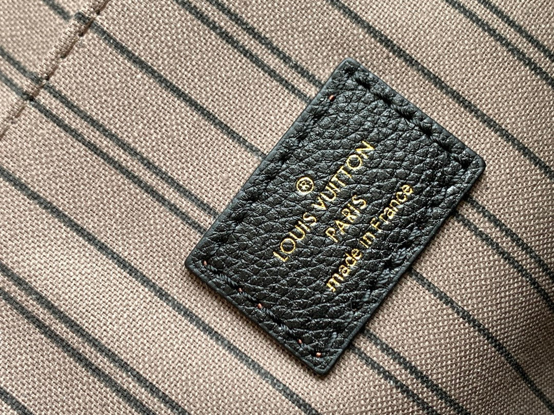 Louis Vuitton Pochette Métis Monogram Empreinte Leather Handbag - Black