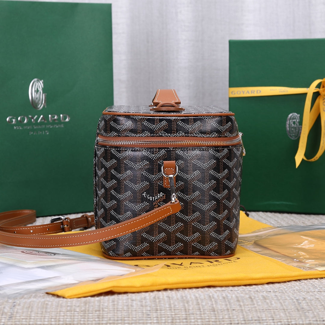 Gogy Chevron Monogram Vanity Case Crossbody Handbag with Leather Trim