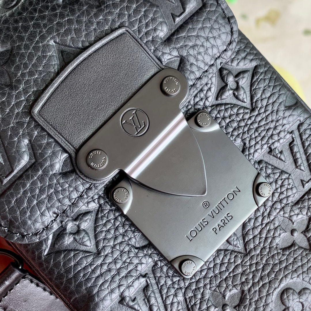 Louis Vuitton S-Lock Vertical Wearable Wallet Monogram Taurillon Leather Black