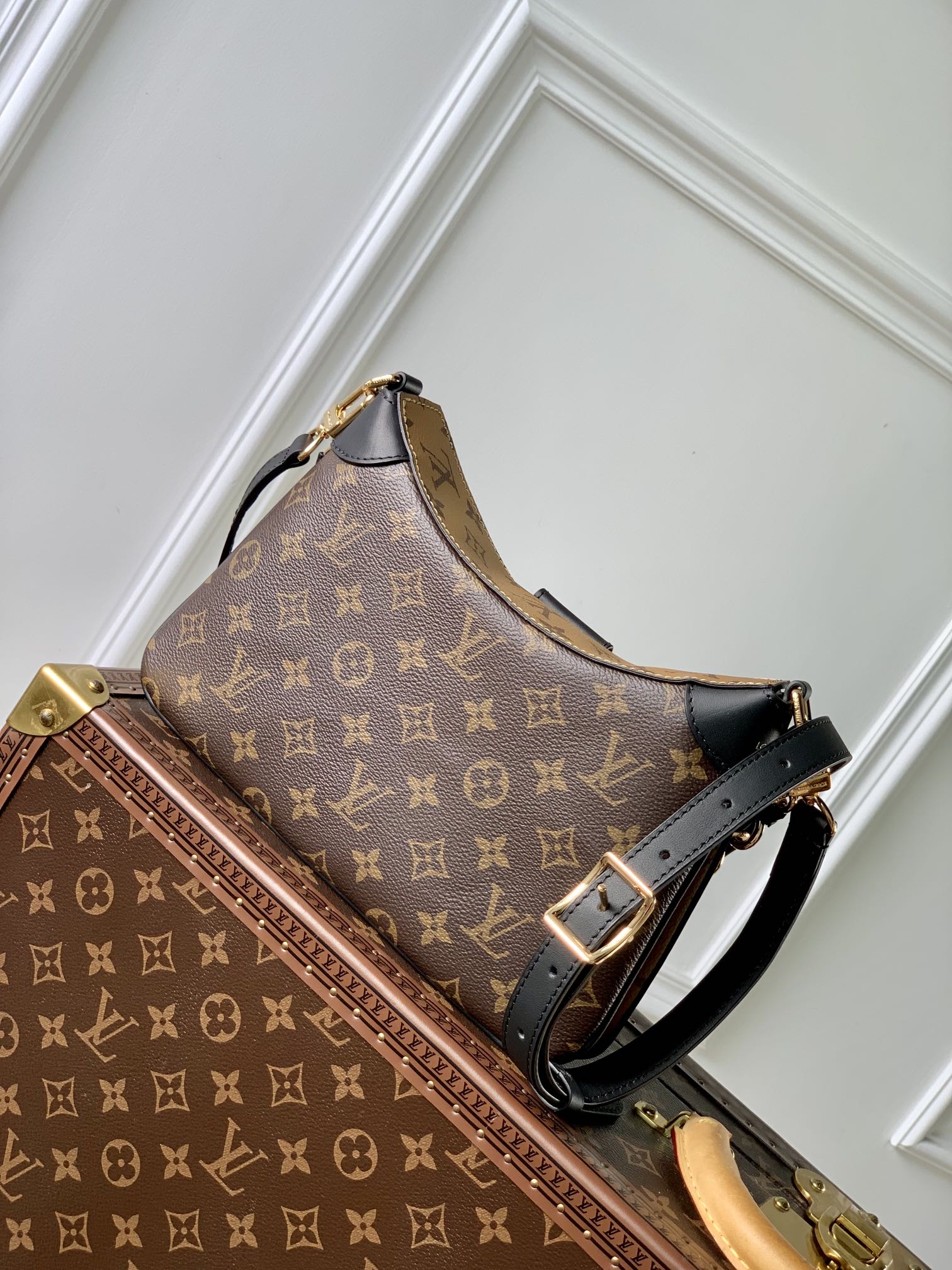 Louis Vuitton Diane Monogram Canvas Shoulder Bag - Black Trim