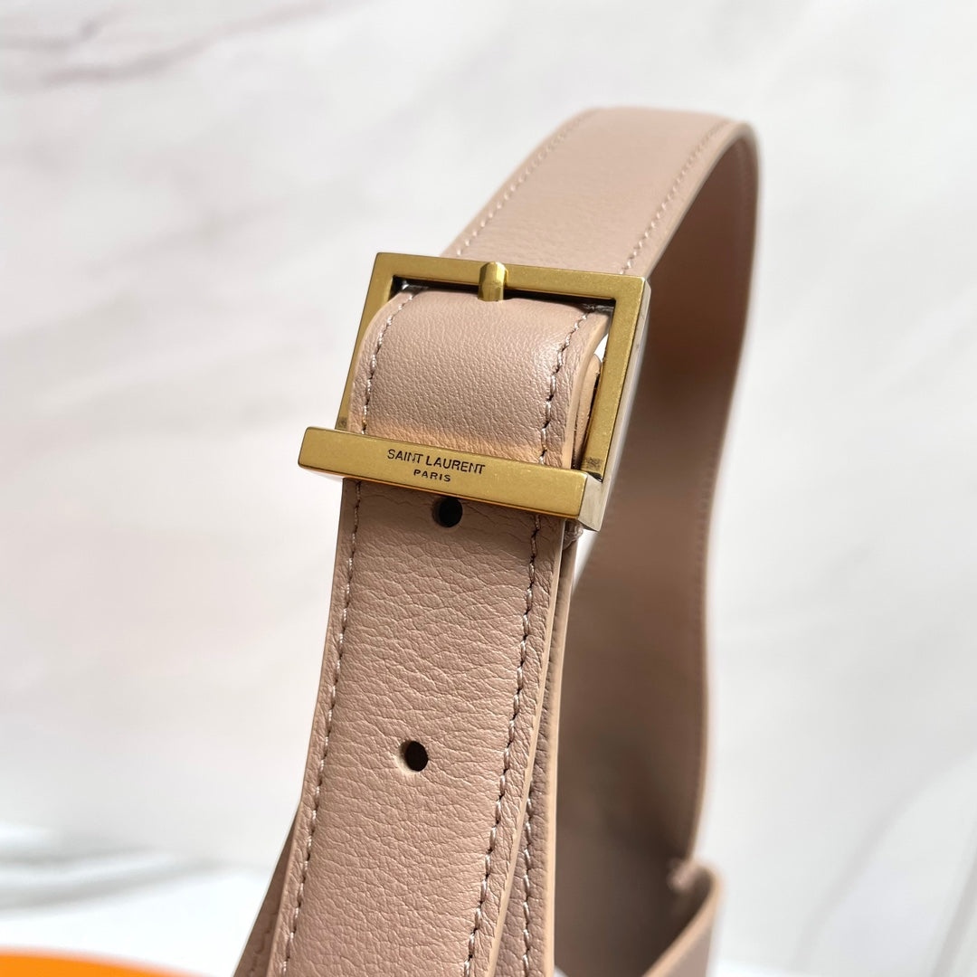 Saint Laurent Le 5 à 7 Large Hobo Bag in Smooth Leather - Beige