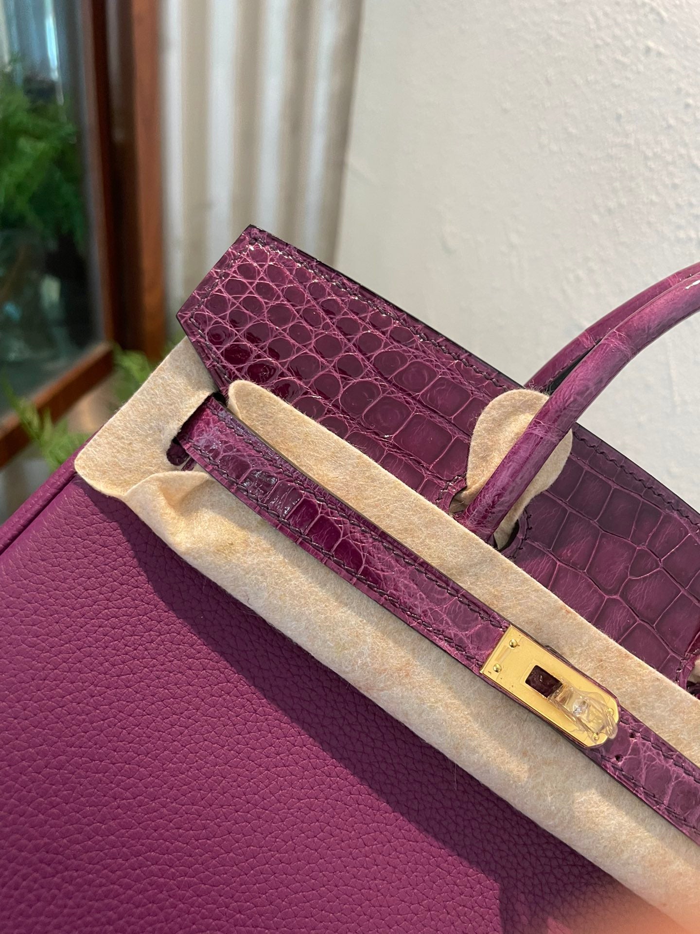 Elegant Purple Two-Tone Leather Satchel Handbag with Crocodile Texture