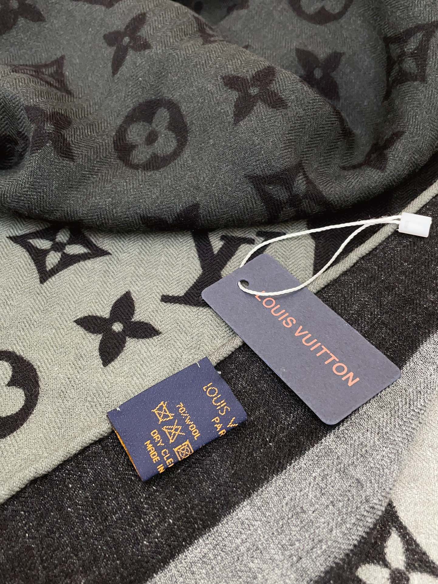 Elegant Monogram Oversized Shawl Scarf for Women - Anthracite Gray &amp; Black Designer Style Wrap