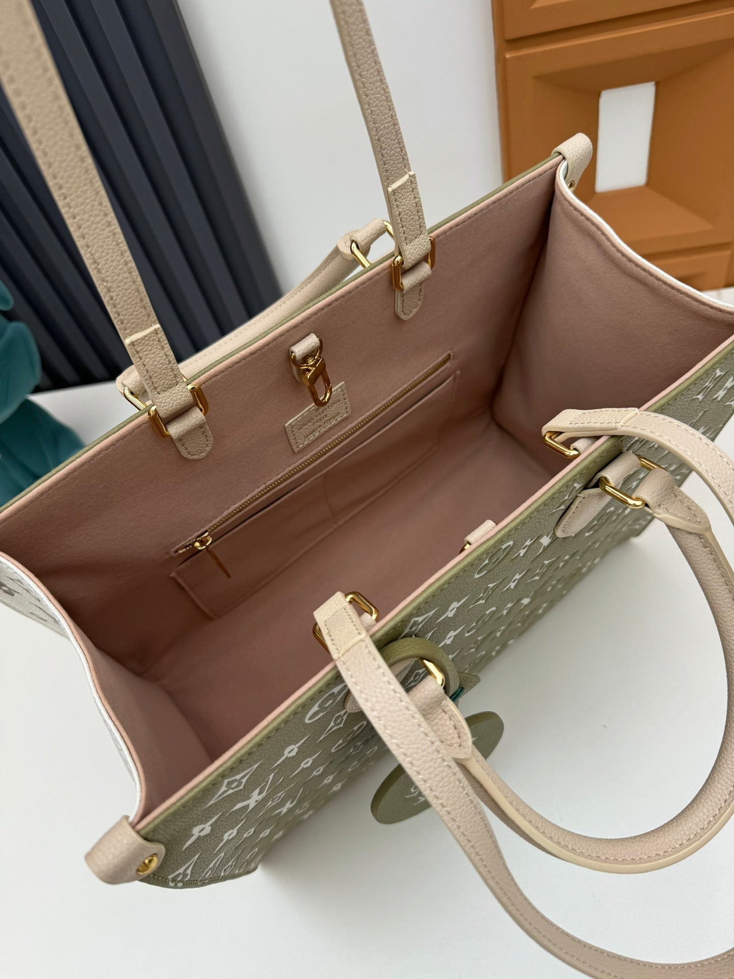 Louis Vuitton OnTheGo MM Monogram Empreinte Giant Leather Tote Bag - Olive & Cream