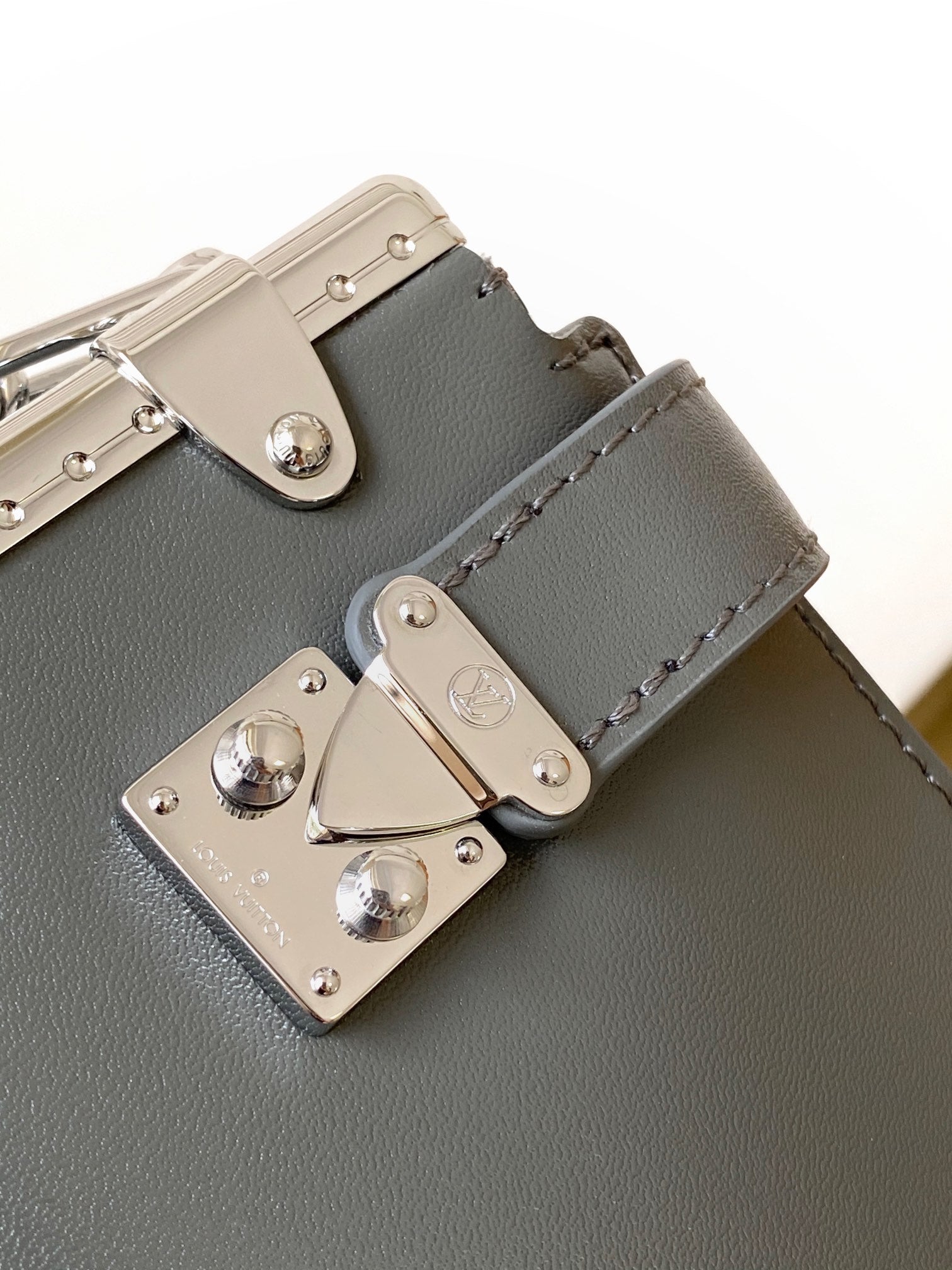 Louis Vuitton Grey Trunk Style Leather Shoulder Bag with Silver Chain Detail