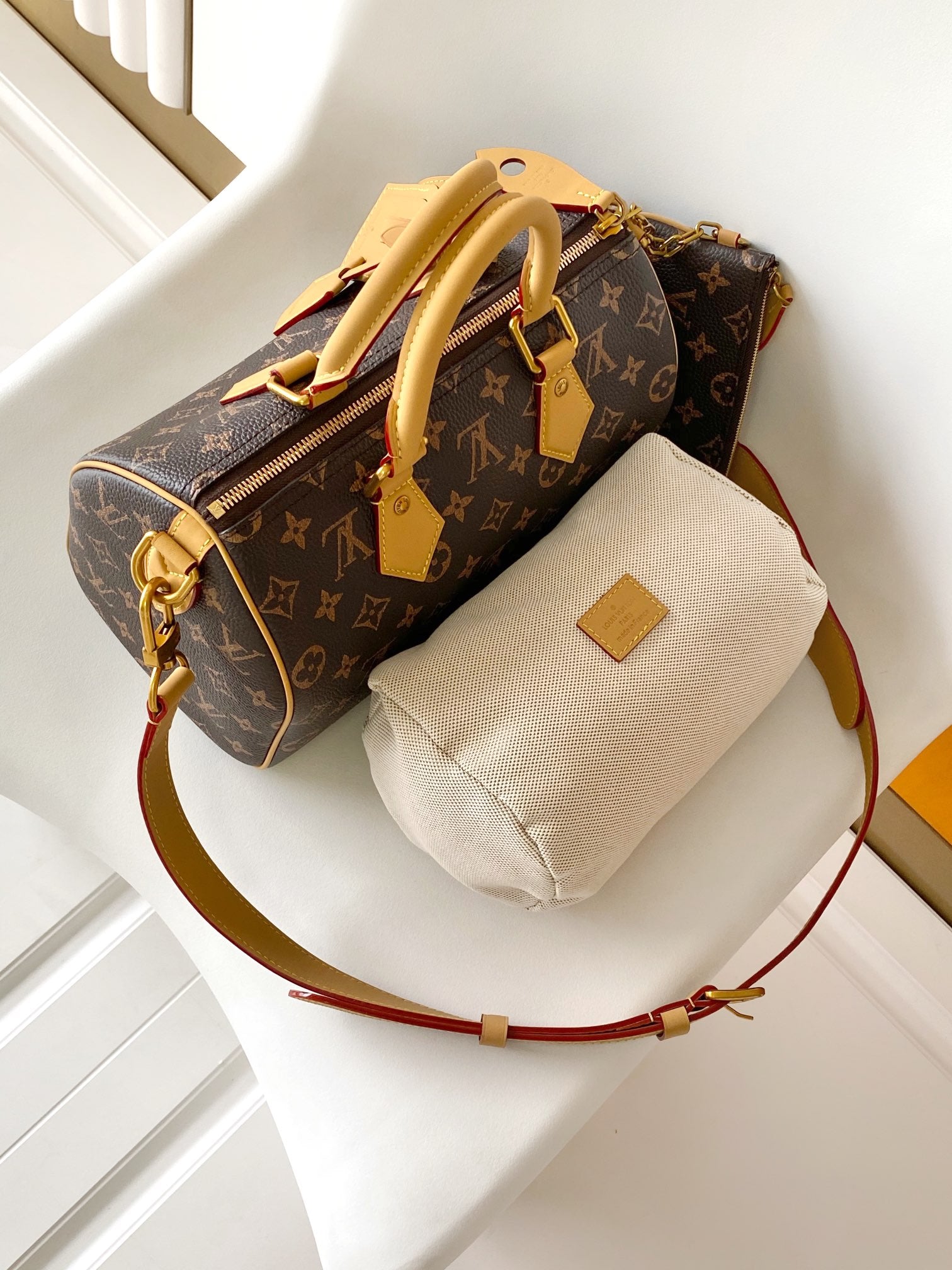 Louis Vuitton Classic Monogram Brown Canvas Crossbody Satchel Handbag