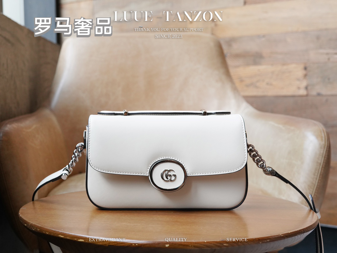 Gucci Small GG Leather Shoulder Bag - White